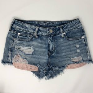 AEO - 8 - Super Stretch Shortie Distressed